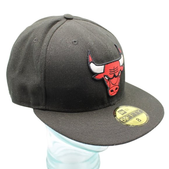 Chicago Bulls NBA Basketball New Era 59Fifty Black Fitted Hat Cap Sz 8 - Picture 2 of 9